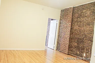 Rented by Urban Real Estate Inc