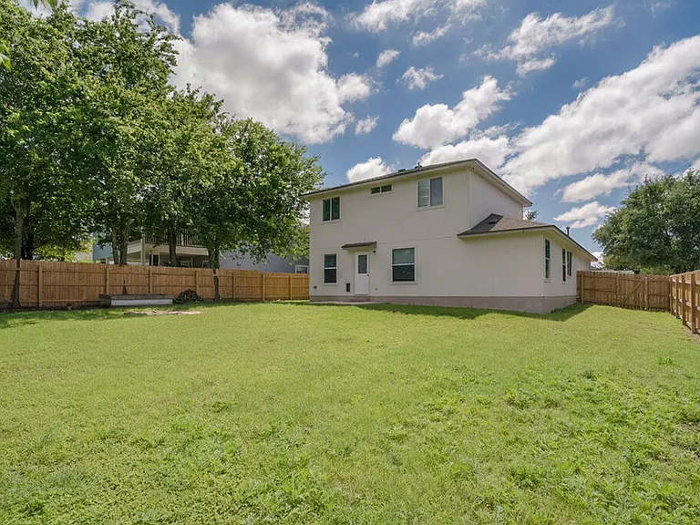 918 Estate Dr — Photo 20