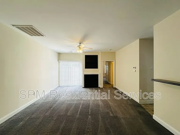 1692 Honeybee Ln — Photo 3