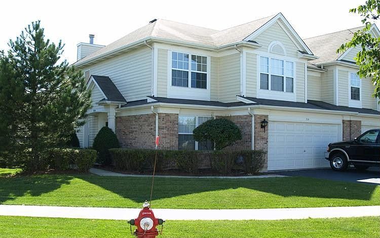 924 Huntington Dr - Street view