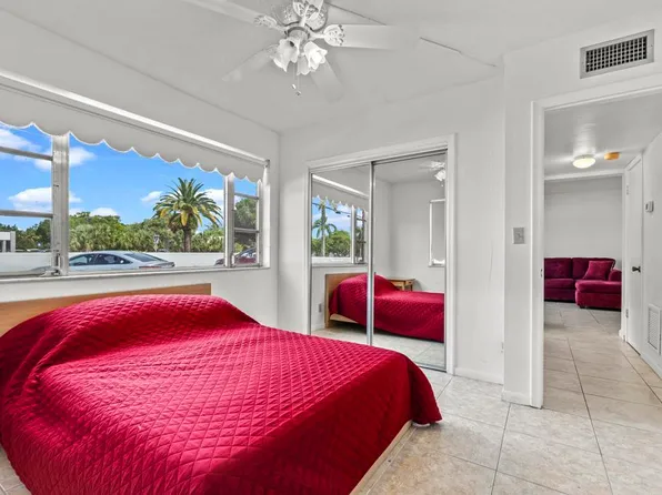 350 S Cypress Road #502, Pompano Beach, FL 33060