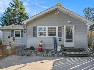 103 W Mill ST, Athens, MI 49011