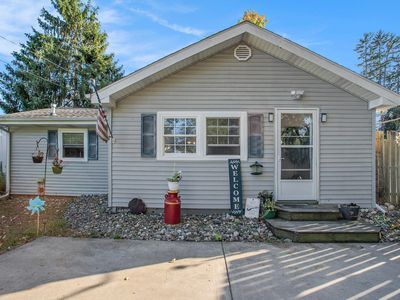 103 W Mill ST, Athens, MI, 49011