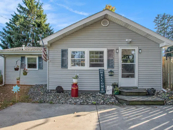 103 W Mill ST, Athens, MI 49011