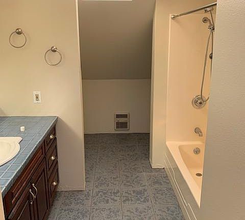 Bathroom - Upstairs