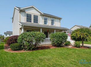 1101 Bluejay Dr, Bowling Green, OH 43402