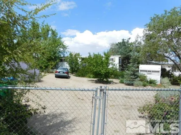 225 Blanco Cir, Sun Valley, NV 89433