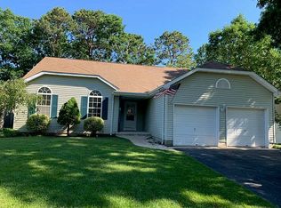 227 Outboard Ave, Manahawkin, NJ 08050