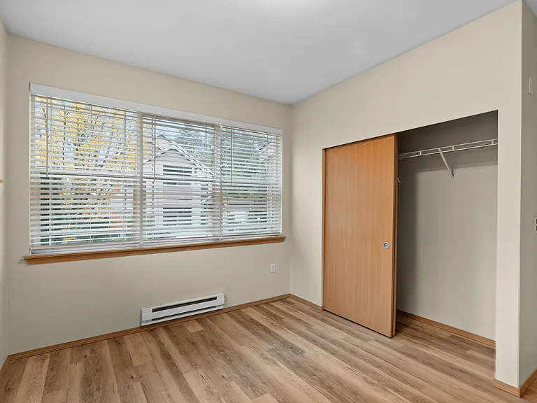 2 Bed 2 Bath Deluxe w/ Garage - 1174 Sq Ft 2 Bed 2 Bath Deluxe w/ Garage - 1174 Sq Ft