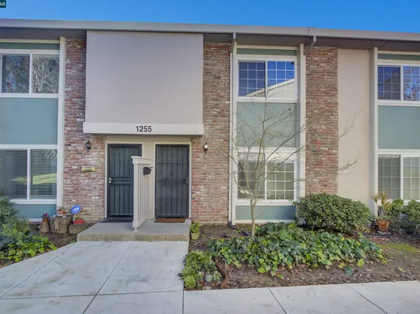 1255 Pine Creek Way APT F, Concord, CA 94520