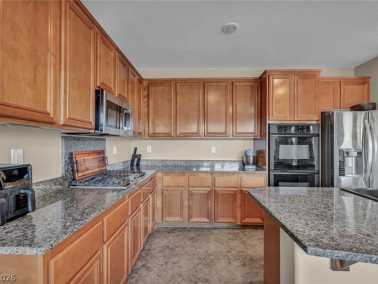 617 Apricot Rose Pl — Photo 20