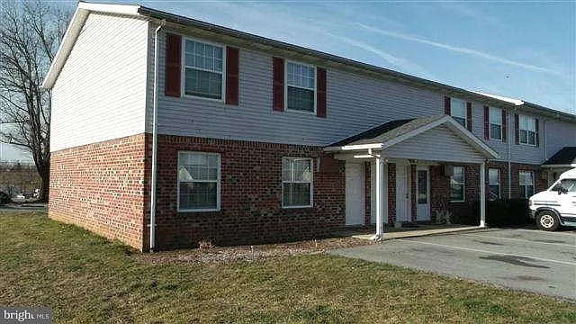 1780 Wisteria Dr #G — Photo 1