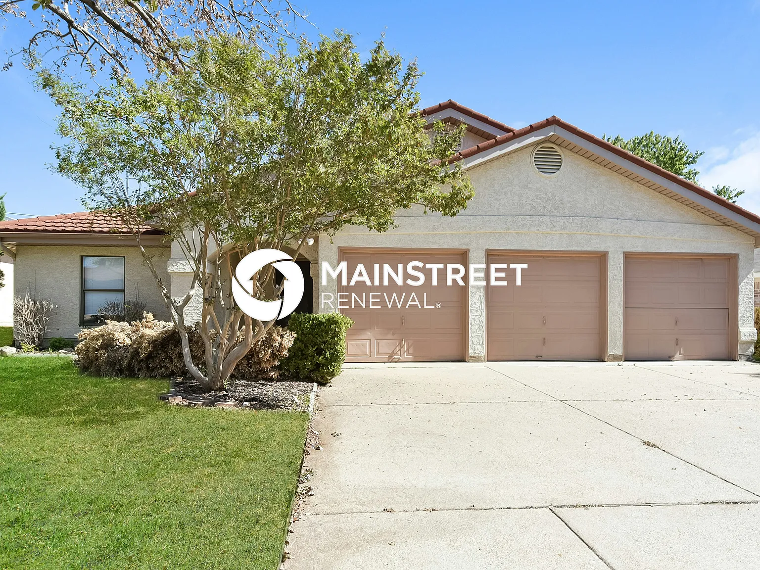 2121 Rolling Creek Run — Photo 1
