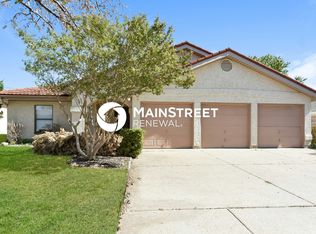 2121 Rolling Creek Run, Fort Worth, TX 76108
