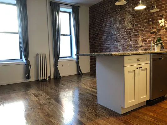 Rented by Bridge Realty | media 37