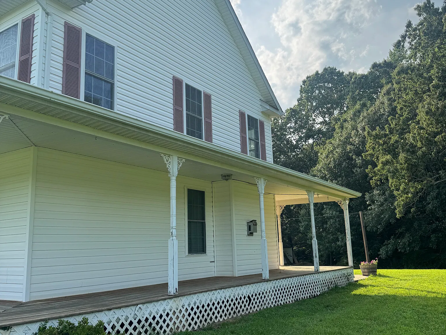 4 bed, 2.5 bath, 2517 sqft, $2,650 — Photo 3