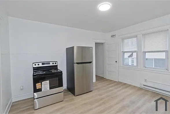 31 Rose St #1 — Photo 7