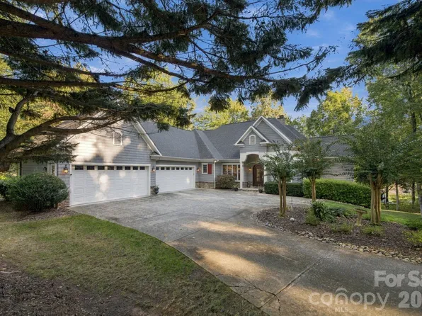 119 Whaling Ln, Mooresville, NC 28117