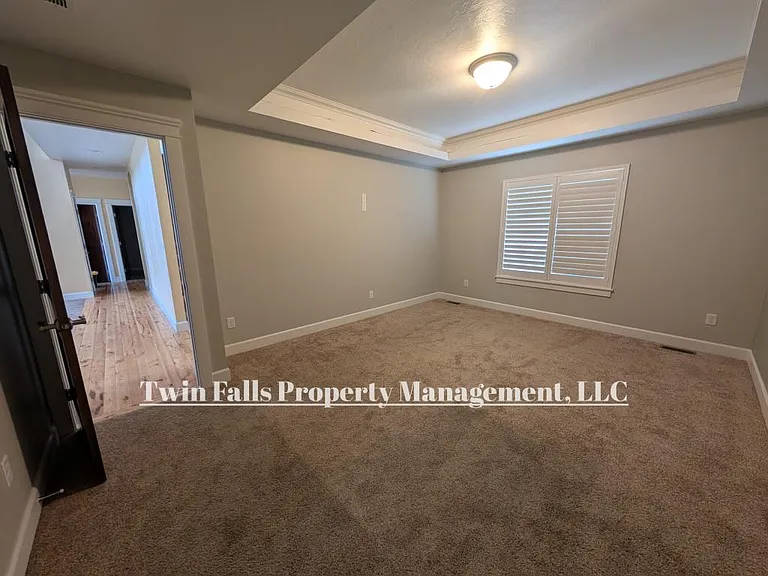 768 Sun Peak Way — Photo 16