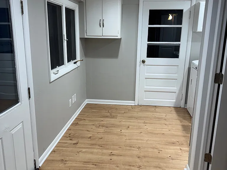 10187 N College Ave — Photo 22