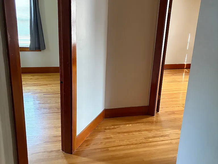 69 Ferris St — Photo 5