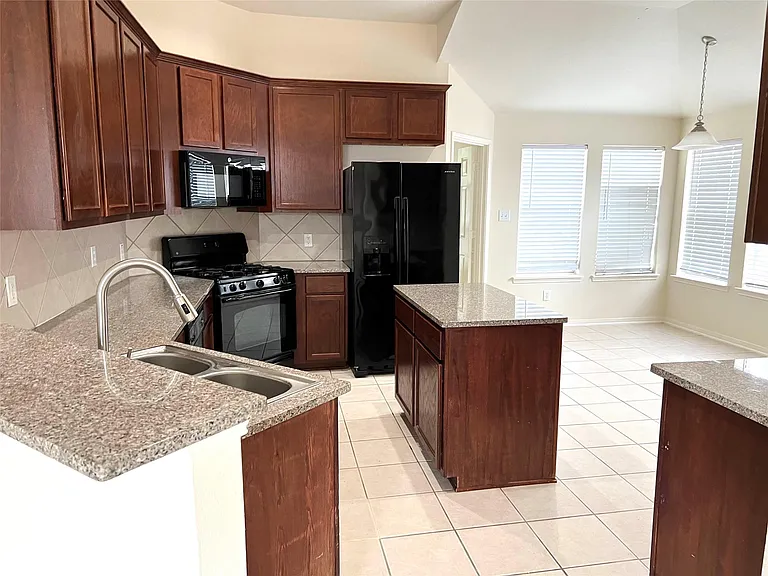 442 Pinewood Ridge Dr — Photo 9