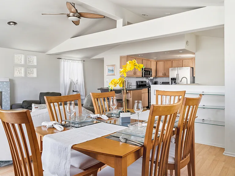 440 Marine Pl — Photo 10