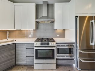 317 W Evergreen Ave UNIT 201, Chicago, IL 60610