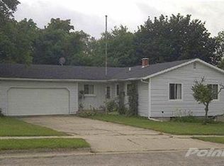 509 S Saint Josephs Cir, Edgerton, WI 53534