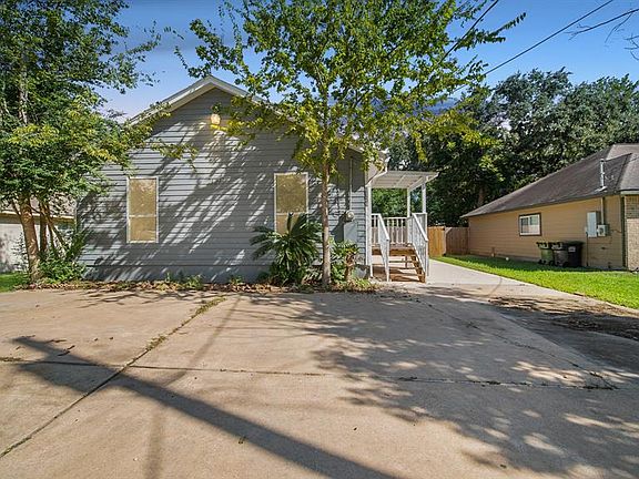 2nd image of 2129 Pearland Avenue