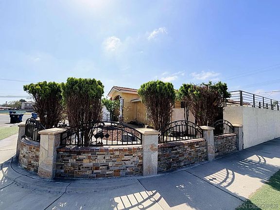 3rd image of 8962 Elvira Ave