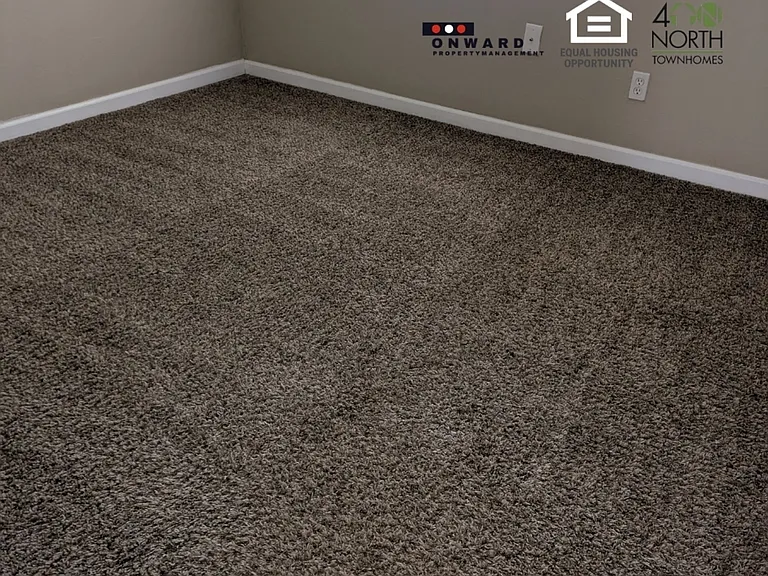 400 N Cedar Ave — Photo 9
