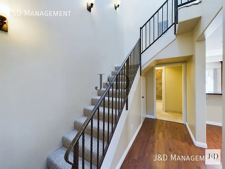 3036 Oliphant St #1 — Photo 3