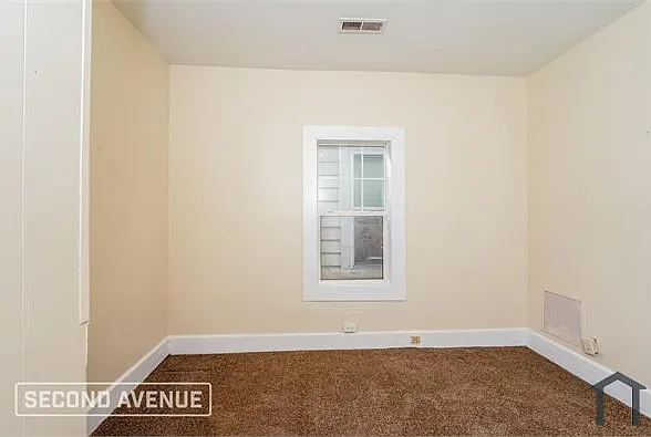 3201 Avenue E — Photo 14