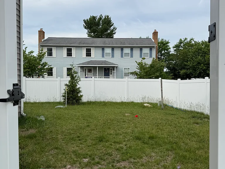 14973 Walter Robinson Ln — Photo 2