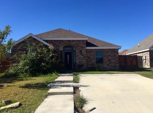 2720 Oak Manor Dr, Eagle Pass, TX 78852