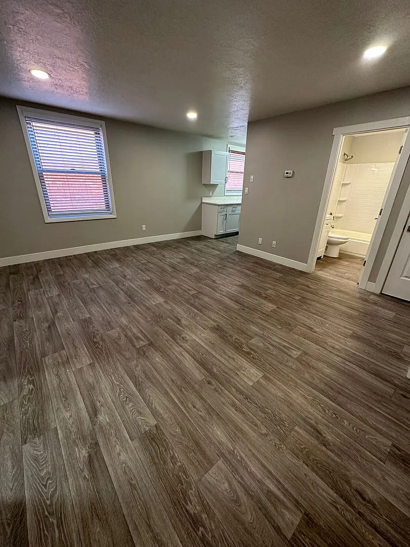 New Brigham Apartments — Photo 4