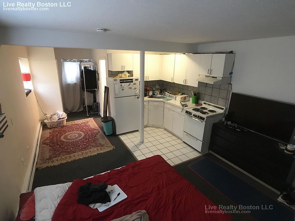 2nd image of 226 Parker Hill Ave #4F