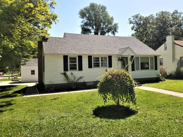 58529 221st St, Austin, MN 55912