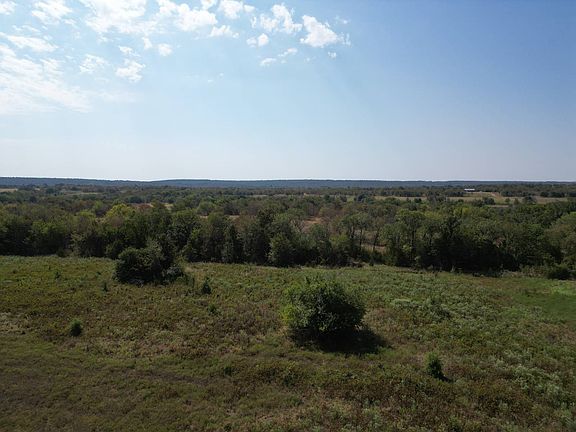3rd image of 10AC E 1860th Rd