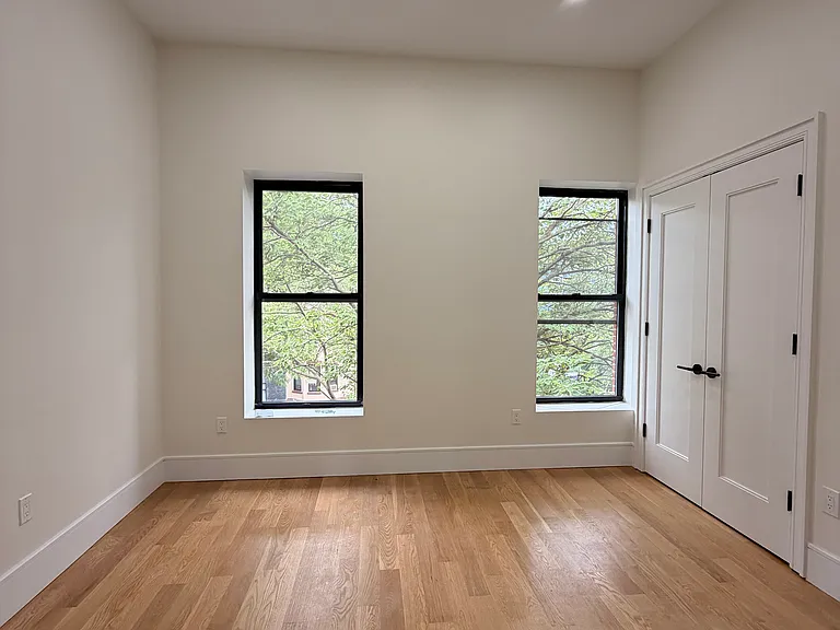 77A Somers St #2 — Photo 5