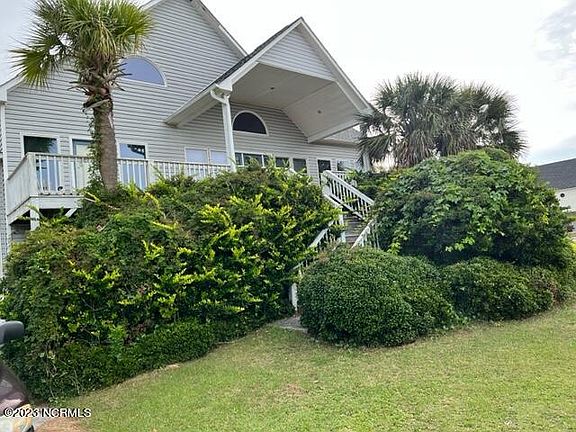 2nd image of 242 Hickory Shores Drive