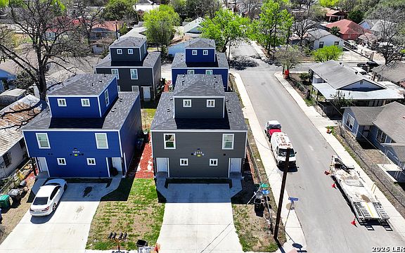 2nd image of 3038 W Salinas St #101
