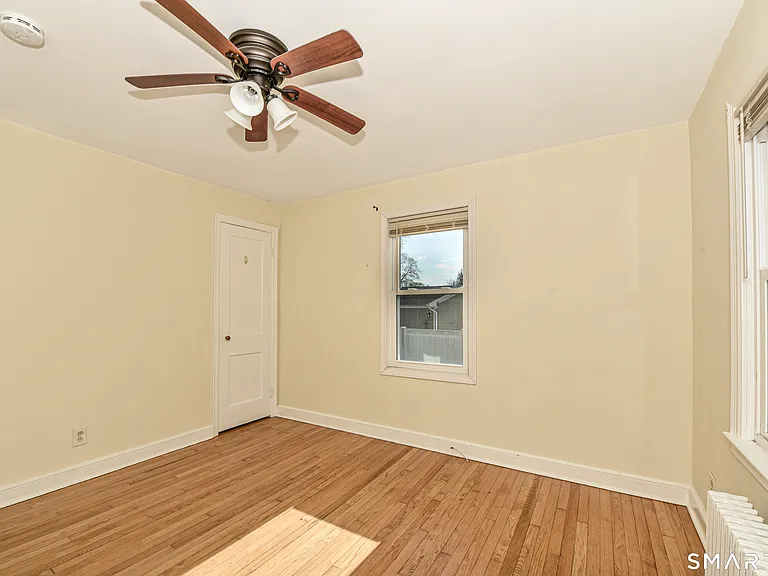 146 Warsaw St — Photo 9