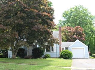 83 E Main St, Portland, CT 06480