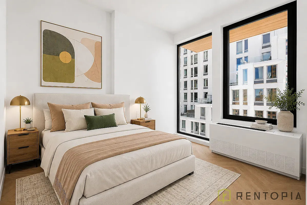 106 Fleet Place — Photo 4