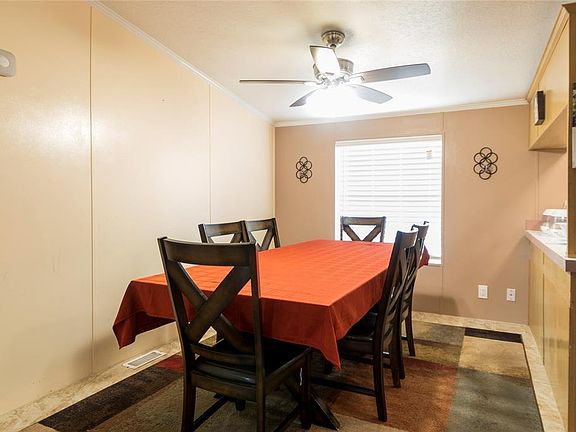 5th image of 128 Finneyoaks Ln