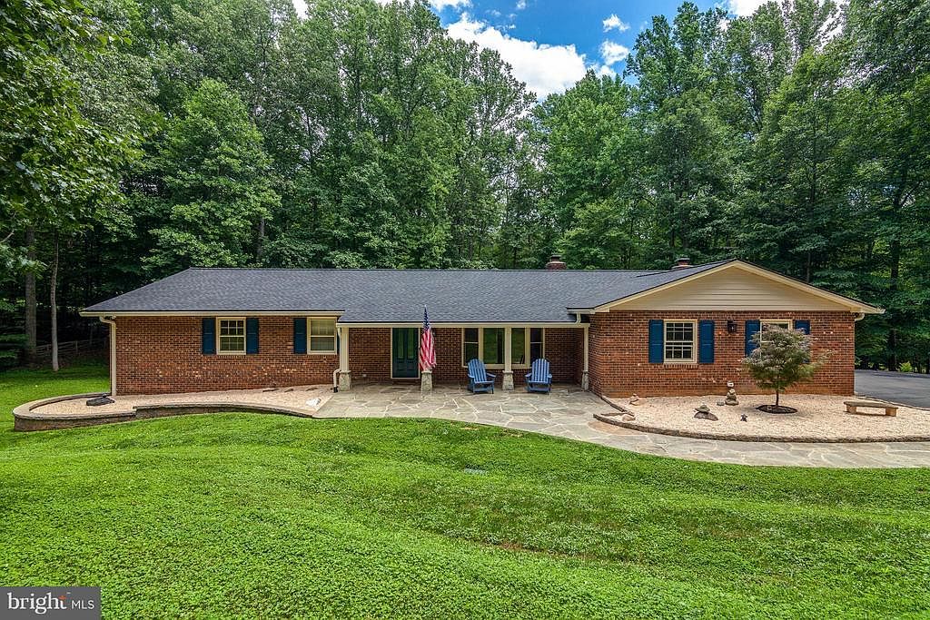 11905 Chapel Rd, Clifton, VA 20124 Zillow