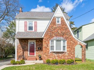 35 Overlook Ter, Bloomfield, NJ 07003