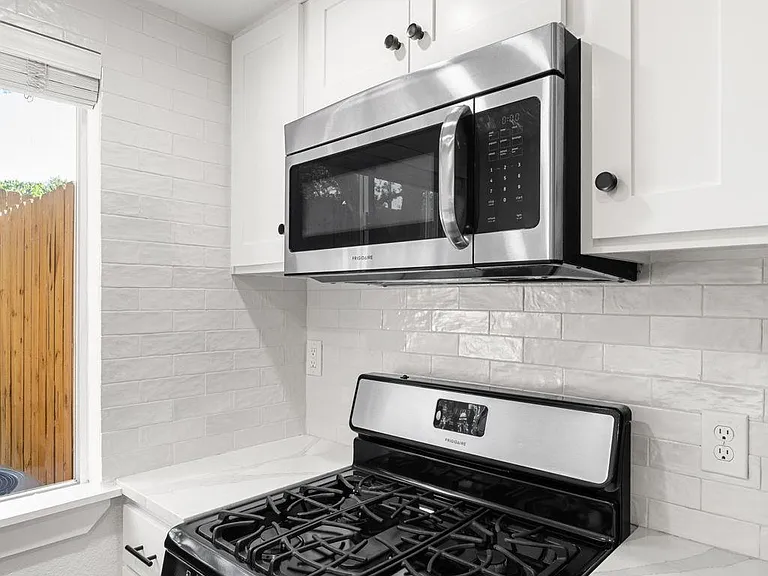 3601 Menchaca Rd #110 — Photo 17